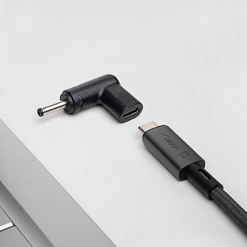 Wtyczka do zasilacza uniwersalnego Akyga AK-ND-C05 USB-C / 3.5