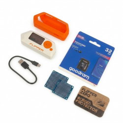 Flipper Zero - startovací sada: zařízení, pouzdro, fólie, 32GB