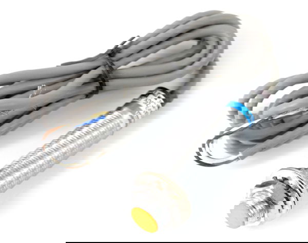 Indukční senzor přiblížení LJ12A3-2-Z/CY 2mm 6-36V