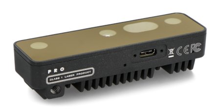 Luxonis Oak-D-Pro má bodový projektor a LED podsvícení.