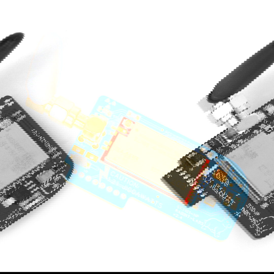Flux Capacitor - CC1101 zesilovač signálu s 433 MHz anténou pro Flipper Zero - Rabbit Labs