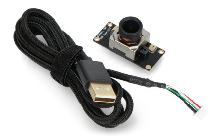 Modul usb kamery ov5693 leží na bílém pozadí spolu s kabelem, který je součástí sady.