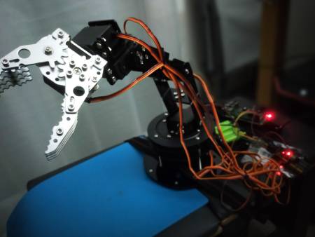 Robotické rameno Grab-IT s 5 stupni volnosti pro Raspberry Pi a Arduino - Joy-IT Robot02